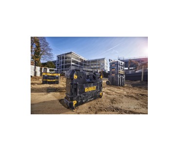 Radio budowlane z funcką ładowarki 45W FM/DAB Bluetooth USB 10,8V-54V lub 230V DWST1-81078 DeWALT