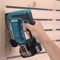 Zszywacz akumulatorowy LXT 18V Makita DST221Z