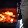 Latarka 410 lumenów z jednoręcznym ustawieniem ostrości COAST HX5 Latarka 410 lumenów z jednoręcznym ustawieniem ostrości COAST HX5