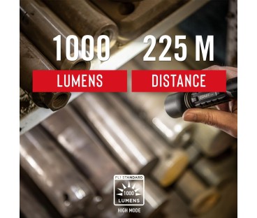 Latarka akumulatorowa 1000 lumenów COAST XP9R