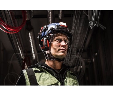 Hełm kask ochronny niebieski niewentylowany BOLT 200 MILWAUKEE 4932480655