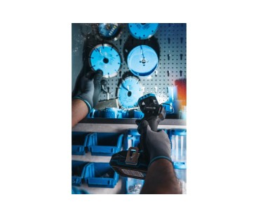 Latarka akumulatorowa 18V HOEGERT HT2E238-0FLH