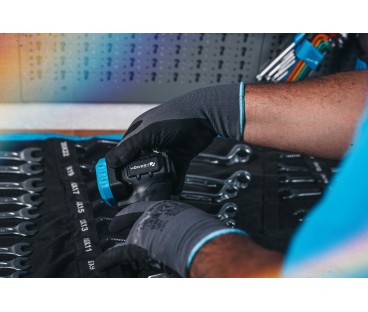 Latarka akumulatorowa 18V HOEGERT HT2E238-0FLH