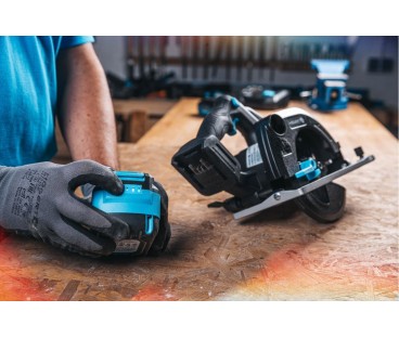 Akumulator 4.0 Ah 18V HOEGERT HT2E240-A40