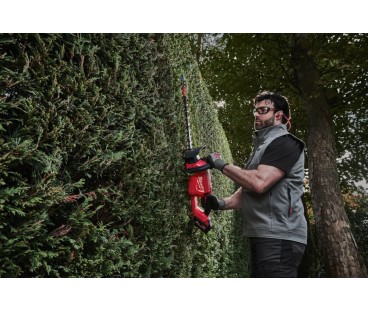 Nożyce akumulatorowe do żywopłotu 60cm 18V 2x8.0Ah M18 FHET60-802 Milwaukee 4933493291