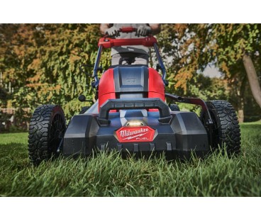 Kosiarka akumulatorowa z napędem 46cm M18 FUEL™ M18 F2LM46-802 na dwa akumulatory 18V Milwaukee 4933499215