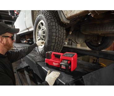 Sprężarka akumulatorowa kompresor do opon 10.3 barów M18 BI-0 Milwaukee 4933478706
