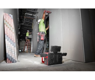 Lampa LED PACKOUT do oświetlenia strefowego z ładowarką 18V M18 POALC-0 MILWAUKEE 4933478120